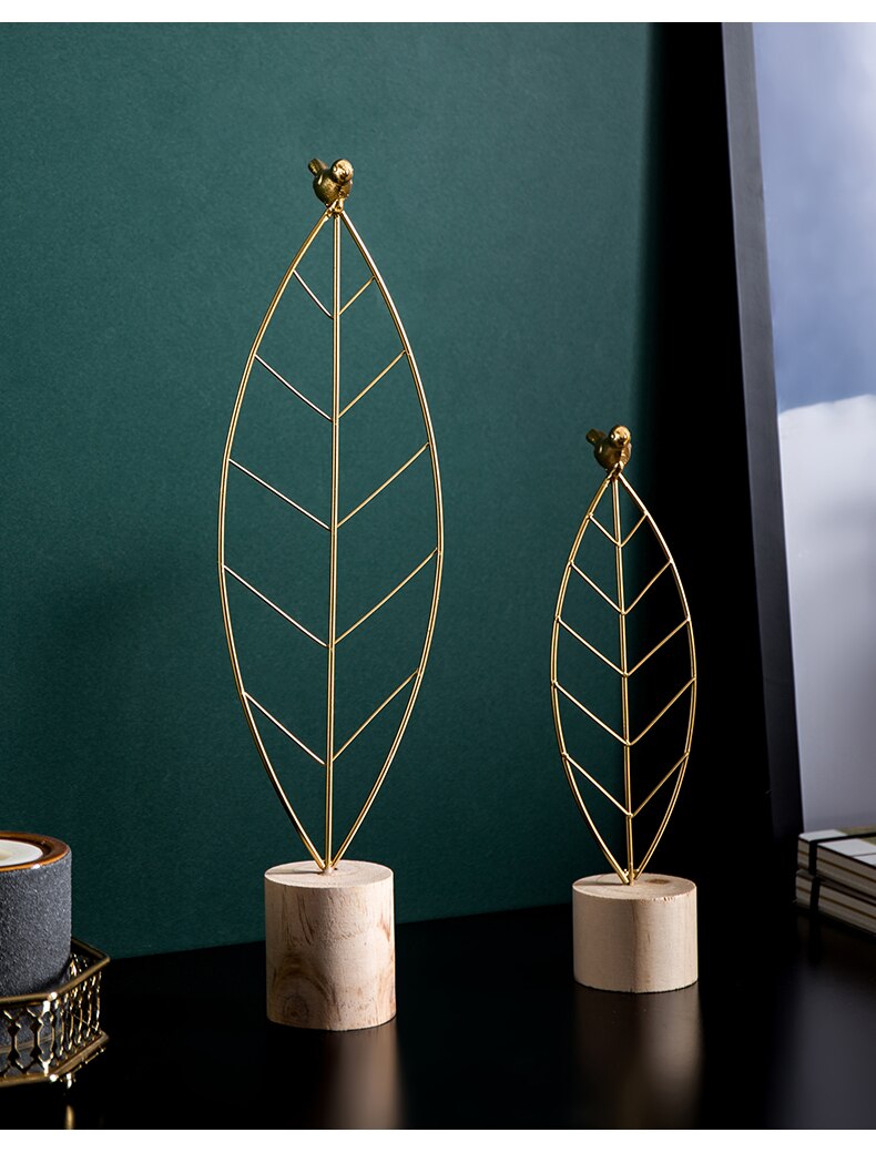 Iron Palm Leaf Ornament in Gold