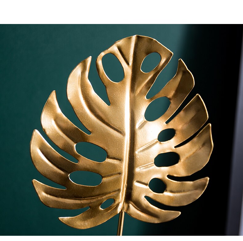 Iron Palm Leaf Ornament in Gold