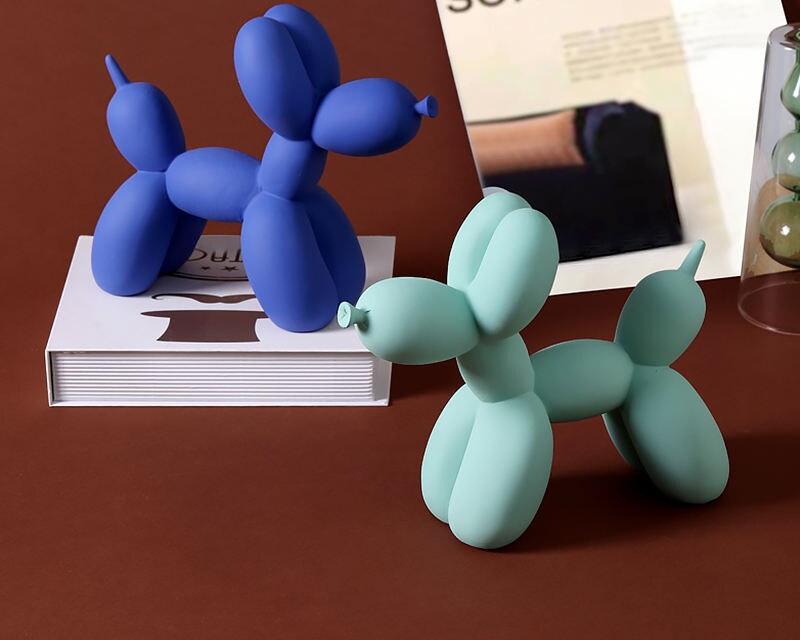 Balloon Dog Figurine