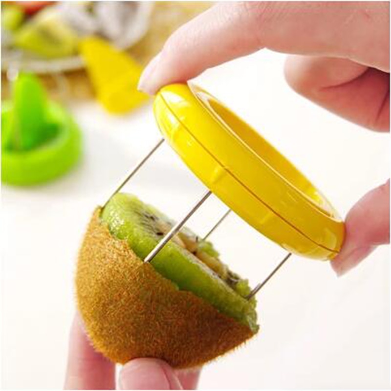 Mini Kiwi Peeling Device